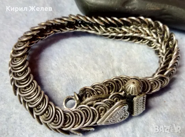 ВЪЗРОЖДЕНСКА СРЕБЪРНА ГРИВНА УНИКАТ - Миниатюра На СРЕБЪРНИ ПАФТИ с КОЛАН ВИСОКА ПРОБА СРЕБРО 48794, снимка 10 - Антикварни и старинни предмети - 48485697