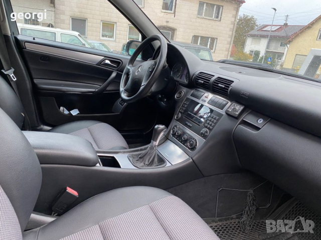 Мерцедес w 203 на части , снимка 5 - Автомобили и джипове - 44820422