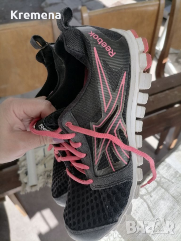 Дамски маратонки Reebok , снимка 6 - Маратонки - 36554078