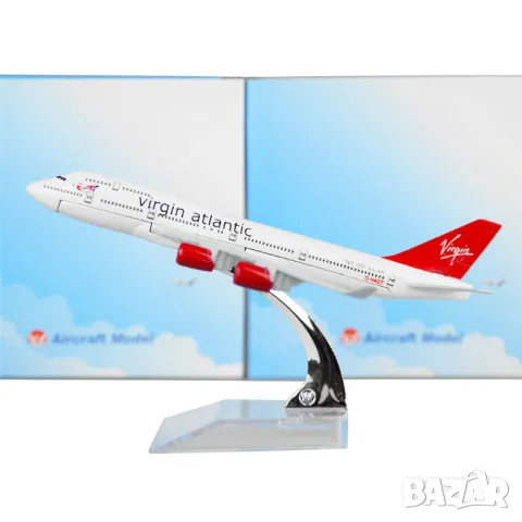 Бойнг 747 самолет модел макет Virgin Atlantic метален черна кутия стюардеса, снимка 2 - Колекции - 49506993