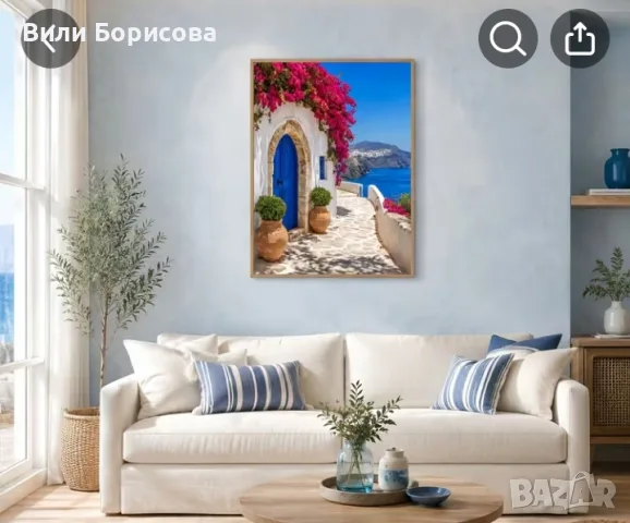 .Вертикално платно с рамка със синя врата, цвете бугенвилия и гръцки пейзаж