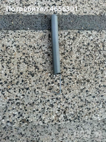 Пружина заден капак на Ауди Audi A8 H4 D4 само за 20лв., снимка 4 - Части - 52484379