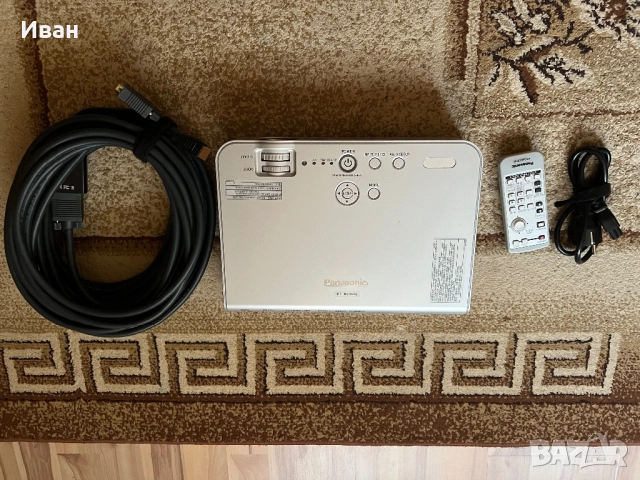 Видео проектор , снимка 2 - Плейъри, домашно кино, прожектори - 52663513