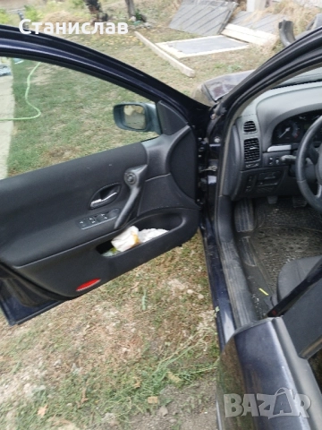 лагуна на части 2.0i, снимка 8 - Автомобили и джипове - 52178654