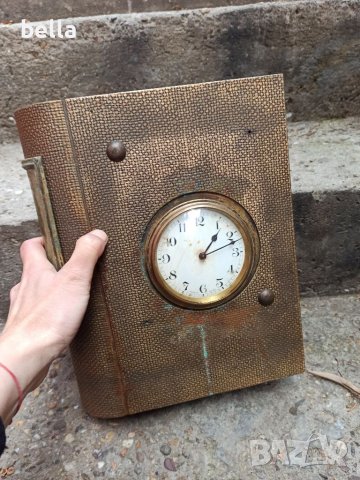 Масивен стар бронзов часовник, снимка 7 - Антикварни и старинни предмети - 39364567