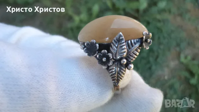 Руски СССР сребърен изящен пръстен с уралски ахат 