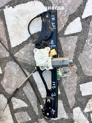 Машинка ел.стъкло предна дясна за Мерцедес Е-класа W211 седан.A2117200246.A2118203042, снимка 3 - Части - 47891517