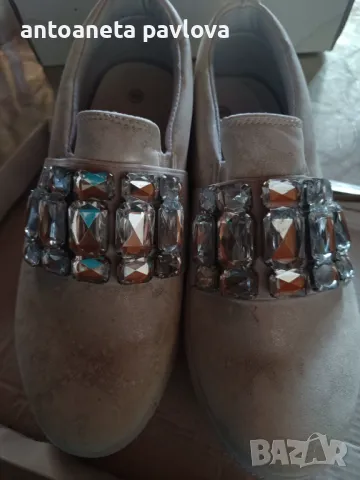 Обувки с камъни, снимка 1