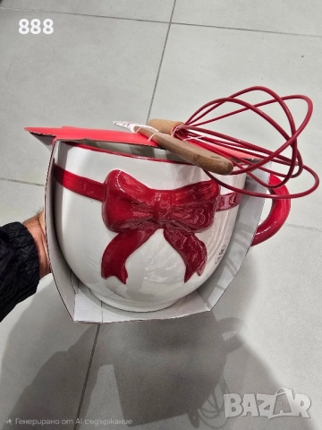 коледни купи бурканчета прибори за готвене 