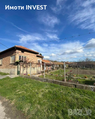 Къща с просторен двор в с. Съединение  - №86119