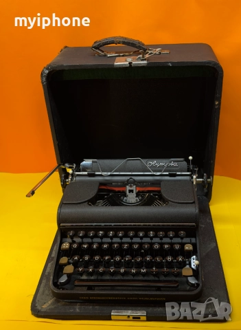 Пишеща Машина Olympia Клавиатура Qwertz Латиница Топ Състояние Обслужена 1940 Година !, снимка 14 - Антикварни и старинни предмети - 52398420