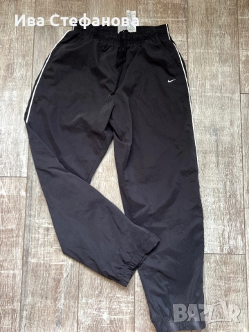 Уникален оригинален спортен черен панталон долнище Nike Найк класически модел дишаща материя, снимка 3 - Панталони - 51700506