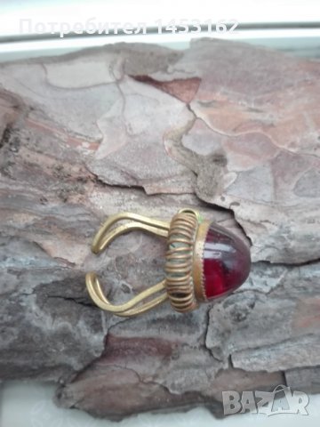 Стар пръстен с червен камък, снимка 3 - Пръстени - 30331970