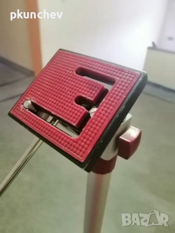 Фотографски статив /тринога 150 см , снимка 13 - Чанти, стативи, аксесоари - 40432958