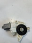 Мотор за прозорец за предна дясна врата за Mercedes W212 2.2 CDI (2012) 0130822502, снимка 1