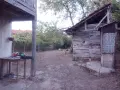 Къща с двор с. Микре, снимка 3