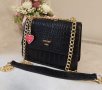 Черна лачена чанта Guess код SG204, снимка 1