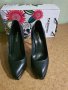 Черни обувки на висок ток и платформа, снимка 1 - Дамски обувки на ток - 29695731