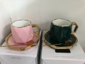 Луксозен порцеланов сет за кафе или чай - розов, тъмно син, тъмно зелен и черен​, снимка 1 - Чаши - 37687920
