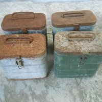 Стари военни метални кутии и варелче ( военна , войнишки , военна , армейска , military ), снимка 1 - Антикварни и старинни предмети - 39547997