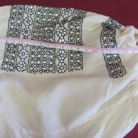 Винтич Копринена Женска Риза ръчно бродирана, снимка 11 - Антикварни и старинни предмети - 31770400