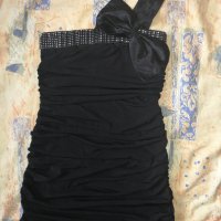 Дамска черна рокля , снимка 2 - Рокли - 35564800