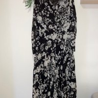 Нова стилна черна бяла разкошна феерична елегантна плисирана плисе рокля Reserved , снимка 9 - Поли - 42179190