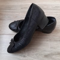 Обувки от естествена кожа, номер 37 в перфектно състояние , снимка 1 - Дамски ежедневни обувки - 31454846