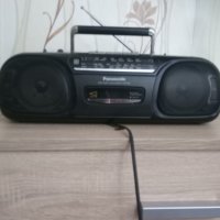 Продавам радио касетофон Panasonic, снимка 1 - Радиокасетофони, транзистори - 31337104