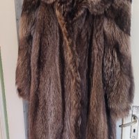 Кожено палто от енот, снимка 1 - Палта, манта - 42574875