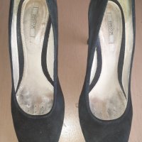 Геокс черни обувки естествен велур, снимка 1 - Дамски обувки на ток - 33969943