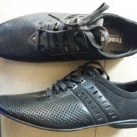Мъжки черни обувки номер 44, снимка 1 - Ежедневни обувки - 29299138