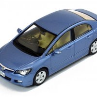 HONDA CIVIC 2006 - мащаб 1:43 на Premium X моделът е нов в PVC дисплей-кейс, снимка 1 - Колекции - 29587122