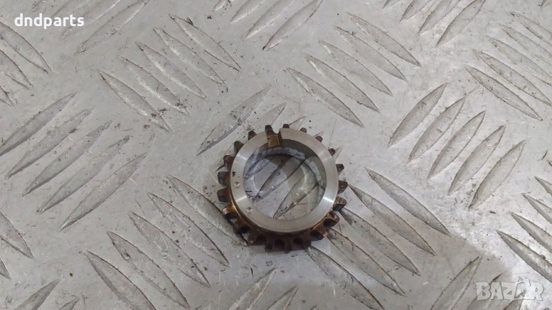 Зъбно колело Toyota Yaris 1.3i 16v 2004г.	, снимка 1