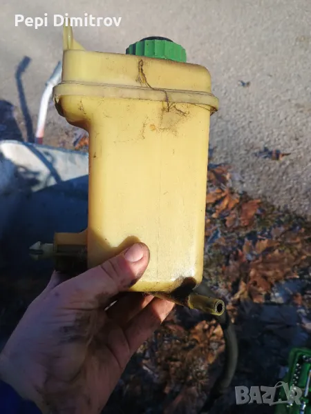 Казанче хидравлична течност за Audi 80 Avant B4 (09.1991 - 01.1996), , снимка 1