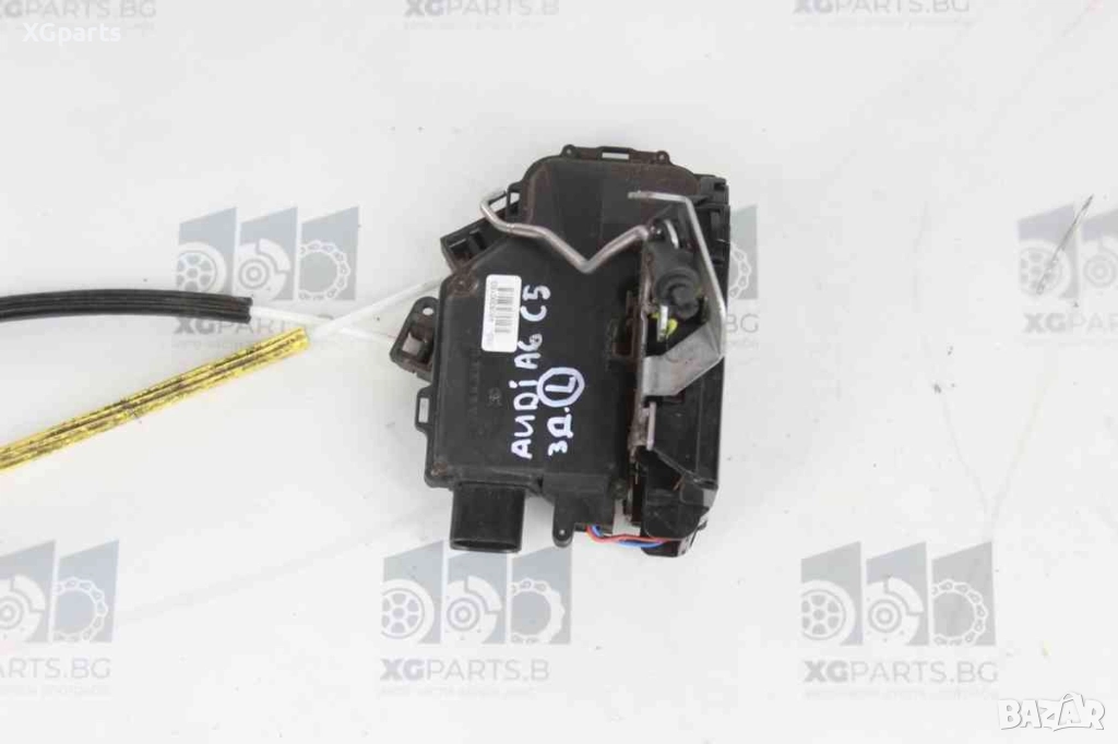 Брава врата задна лява за Audi A6 C5 (1997-2005), снимка 1