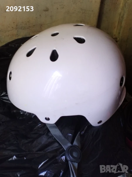 Детска каска в бял цвят,р.52/54, снимка 1
