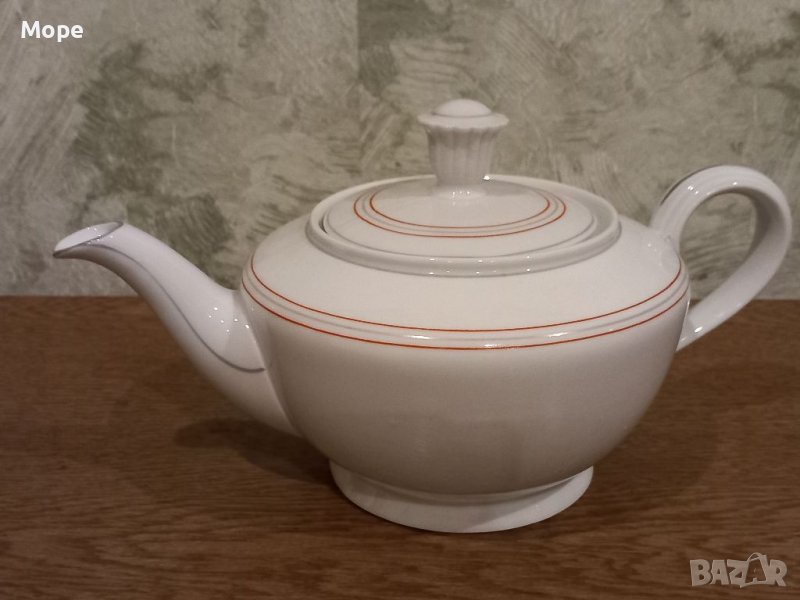 Порцеланов чайник 1962 г., снимка 1