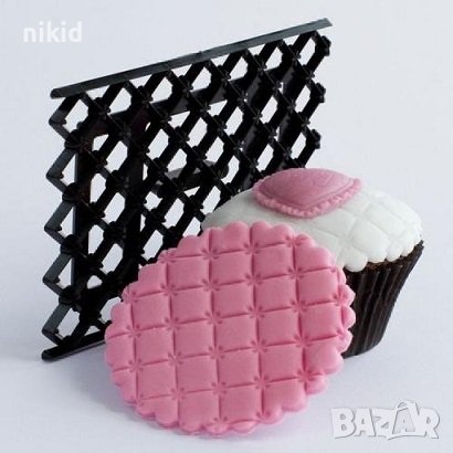 квадрати цвете детелинки мрежа ограда решетка  за украса и декор на торти фондан борд, снимка 1