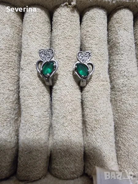 Сребърни,детски обеци със зелени камъни , снимка 1
