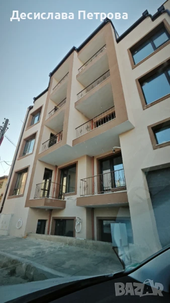 Продавам тристайни апартаменти в Центъра на гр. Добрич, снимка 1