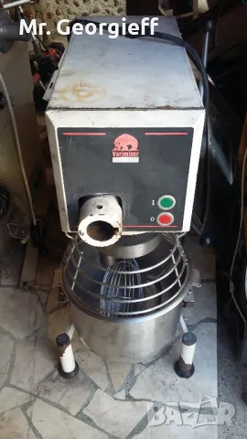 Тестомесачка Varimixer Bear,Дания, снимка 7 - Обзавеждане за заведение - 47435882