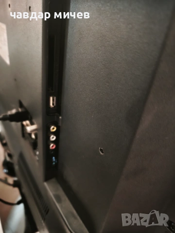 Телевизор Hitachi 32 инча , снимка 4 - Телевизори - 53163821