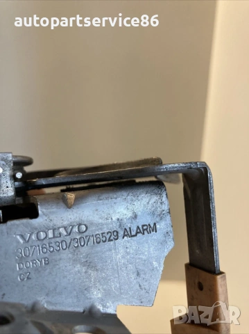 Механизъм за заключване на капак за Volvo C30 1.6 TDI (2012) 30716530, снимка 2 - Части - 54020884