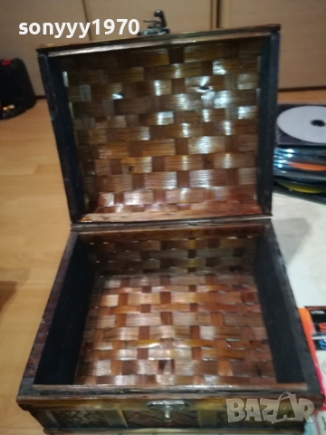 КРАСИВА ПЛЕТЕНА КУТИЯ ОТ ЕДНО ВРЕМЕ 0109252037LCHERY, снимка 2 - Антикварни и старинни предмети - 51570910