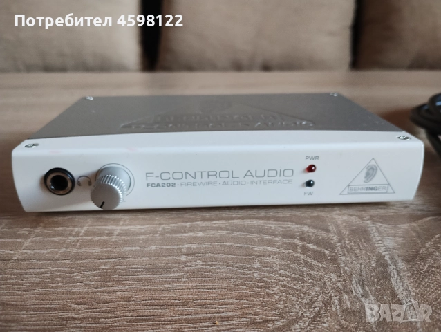 Focusrite Liquid Mix и Behringer FCA202, снимка 4 - Ресийвъри, усилватели, смесителни пултове - 52509703