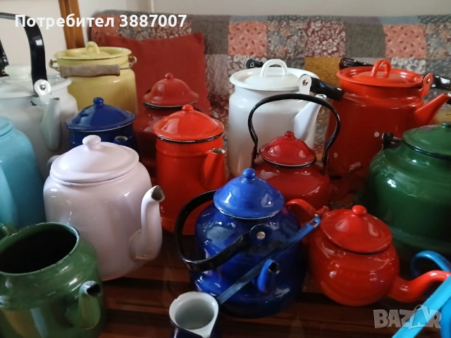 Ретро/Соц/Емайлирани Чайници, снимка 12 - Антикварни и старинни предмети - 52361171