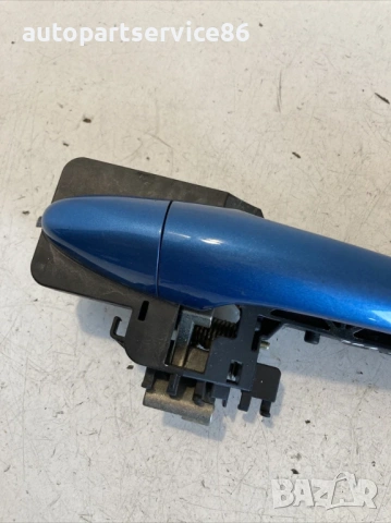 Външна дръжка на задна дясна врата синя за KIA Sportage 1.7 CRDi (2011), снимка 2 - Части - 53357077