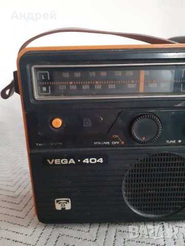 Старо радио,радиоприемник Vega 404,Вега, снимка 2 - Други ценни предмети - 31148737