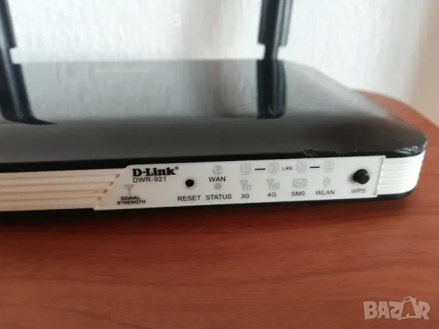 4G рутер D-link DWR-921 работи с всички оператори, снимка 2 - Рутери - 47561166